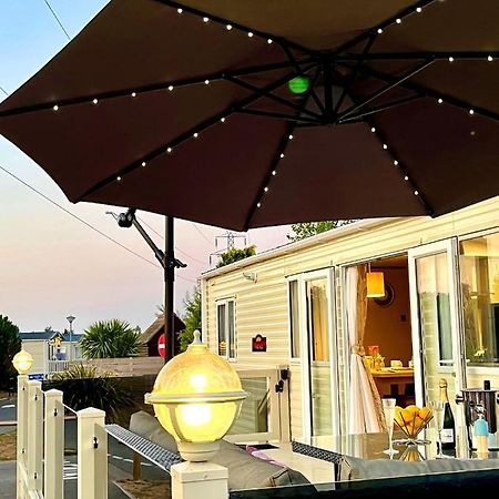 Good Ship Lollipop Lodge - Birchington-On-Sea - 6 Mins Drive To Minnis Bay Beach 외부 사진