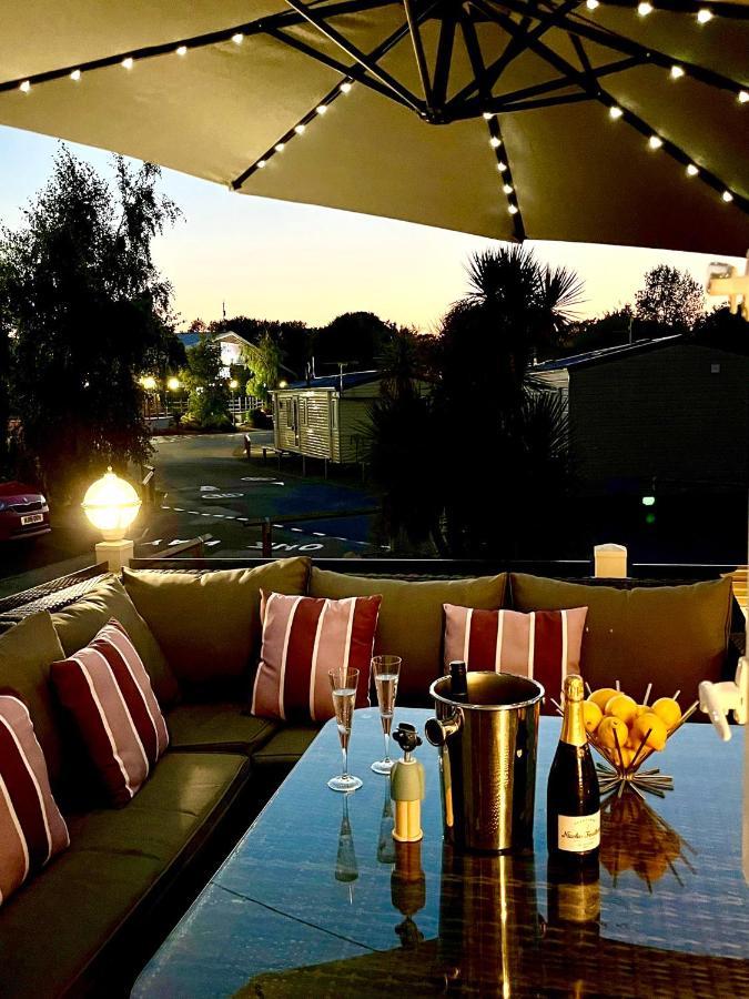 Good Ship Lollipop Lodge - Birchington-On-Sea - 6 Mins Drive To Minnis Bay Beach 외부 사진