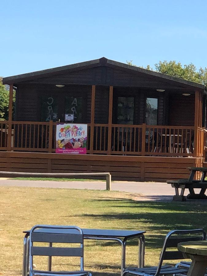 Good Ship Lollipop Lodge - Birchington-On-Sea - 6 Mins Drive To Minnis Bay Beach 외부 사진